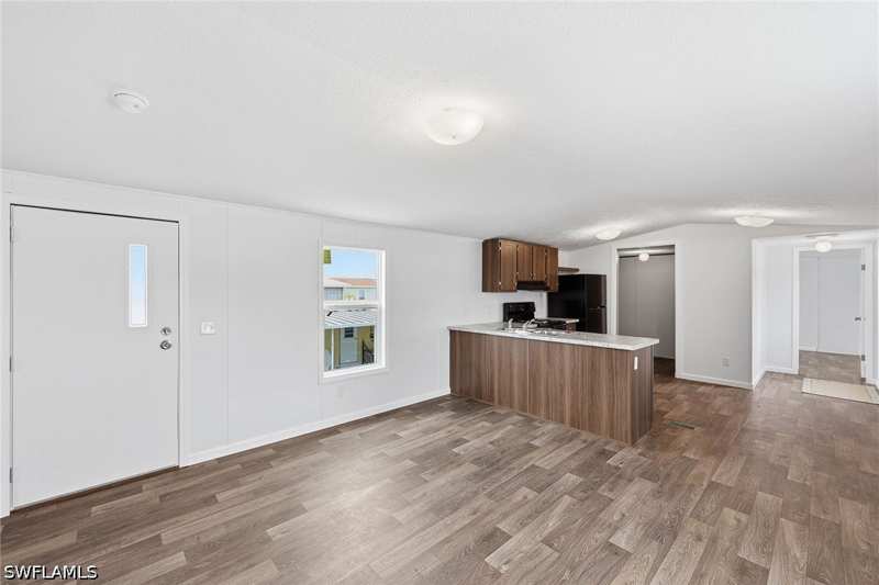 2 bedroom ManufacturedHome at 20751 Garden Dr, Mariners Cove, Estero — photo 1