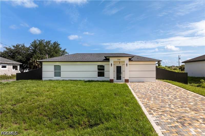 3 bedroom SingleFamilyResidence at 731 Camilla St E, Lehigh Acres, Lehigh Acres — photo 1