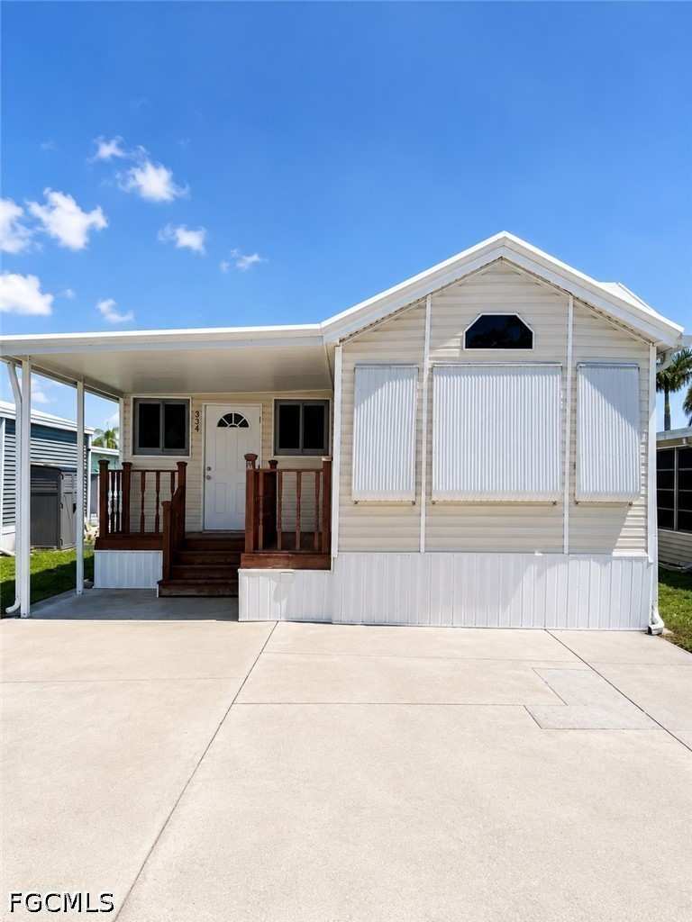 1 bedroom ManufacturedHome at 334 Blue Spring Ter, Fountain View Rv Resort, North Fort Myers — photo 1
