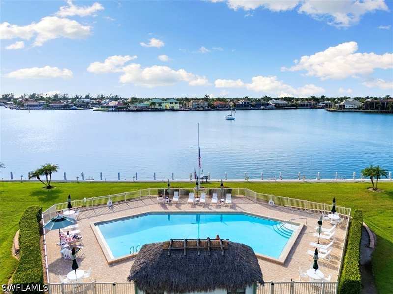 2 bedroom Condominium at 750 W Elkcam Cir 215, Smokehouse Harbour, Marco Island — photo 1