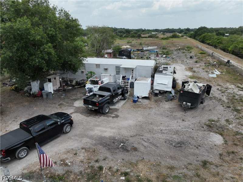 3 bedroom ManufacturedHome at 615 N Olivo St, Montura Ranch Estates, Clewiston — photo 1