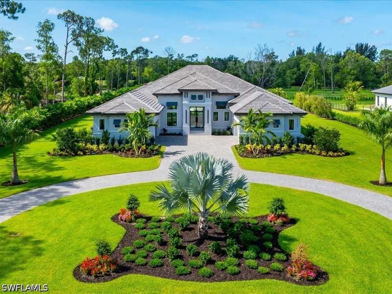 4 bedroom SingleFamilyResidence at 6446 Daniels Rd, Livingston Woods, Naples — photo 1