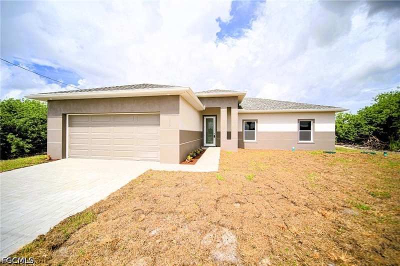 3 bedroom SingleFamilyResidence at 352 Labree Ave S, Lehigh Acres, Lehigh Acres — photo 1