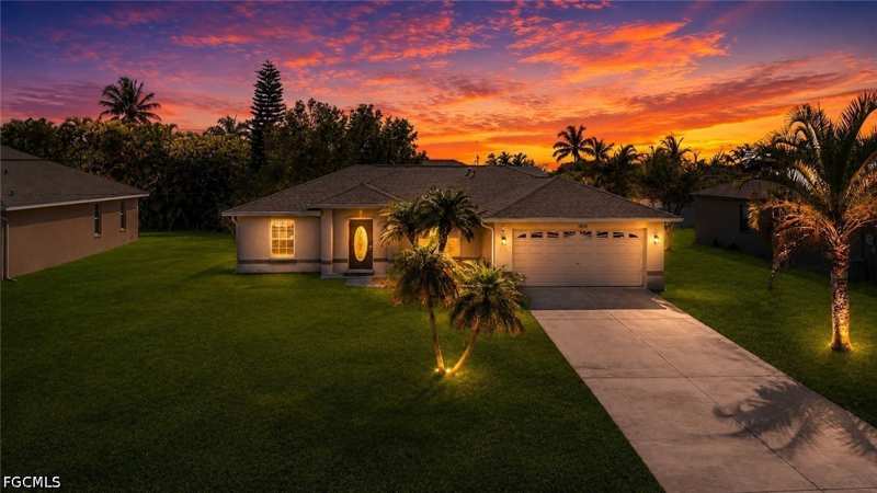3 bedroom SingleFamilyResidence at 1810 SW 22nd St, Cape Coral, Cape Coral — photo 1
