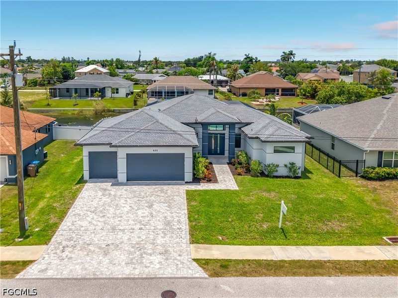 3 bedroom SingleFamilyResidence at 620 SW 26th St, Cape Coral, Cape Coral — photo 1
