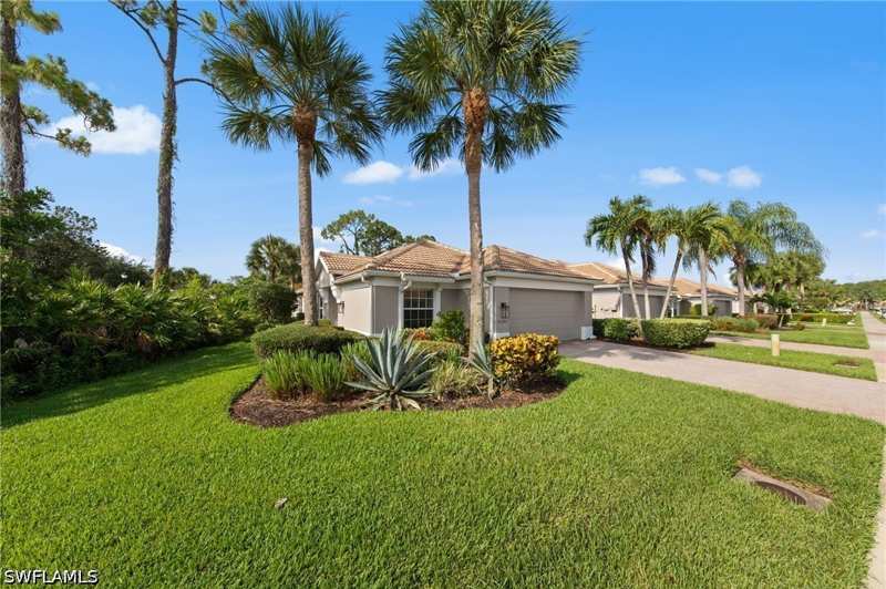 2 bedroom Attached at 10046 Horse Creek Rd, Cypress Cove, Fort Myers — photo 1