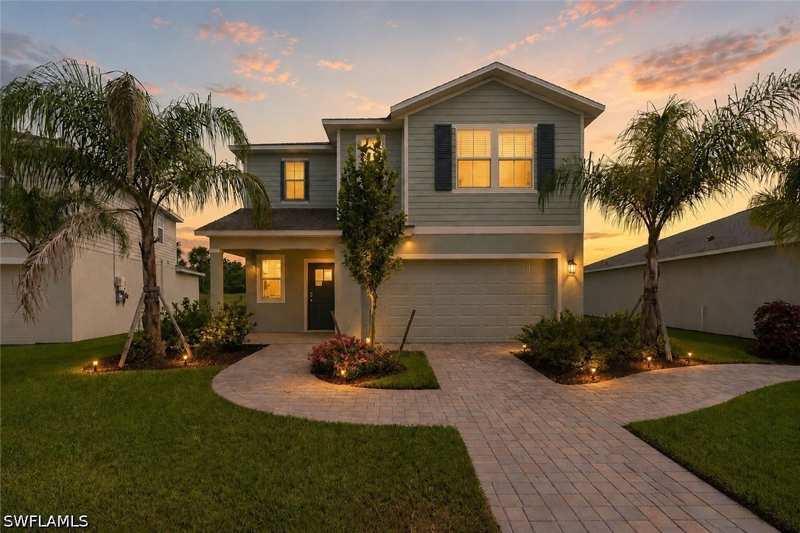 6 bedroom SingleFamilyResidence at 12431 Amber Waves Rd, Savanna Lakes, Lehigh Acres — photo 1