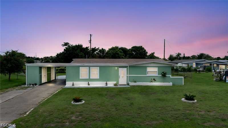 2 bedroom SingleFamilyResidence at 102 Oleander Rd, Lehigh Acres, Lehigh Acres — photo 1