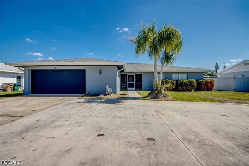 5 bedroom SingleFamilyResidence at 1131 SE 34th St, Cape Coral, Cape Coral — photo 1