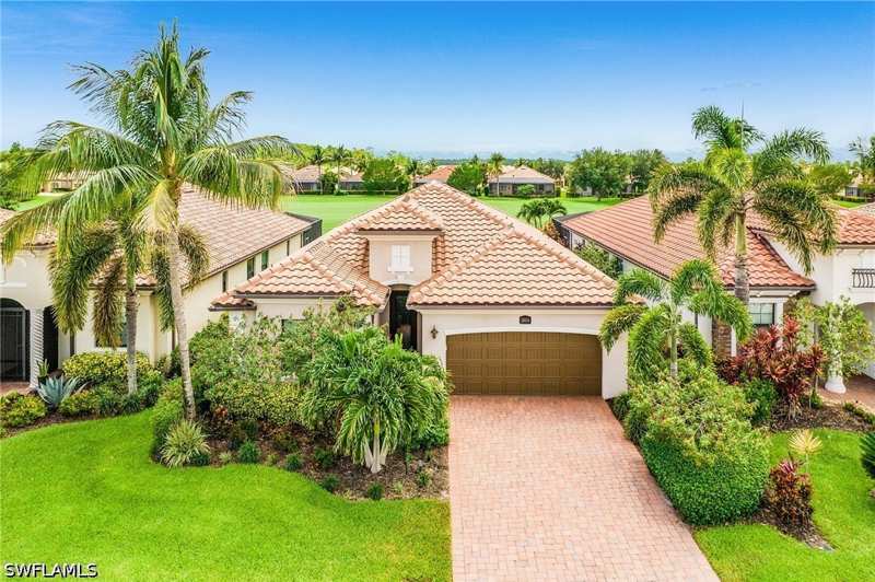 4 bedroom SingleFamilyResidence at 28554 Westmeath Ct, Bonita National Golf And Country Club, Bonita Springs — photo 1