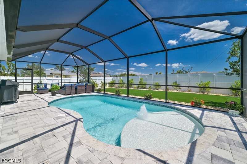 4 bedroom SingleFamilyResidence at 216 SW 29th St, Cape Coral, Cape Coral — photo 1