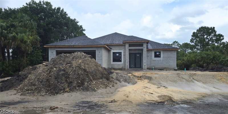 4 bedroom SingleFamilyResidence at 187 Victoria Ave S, Lehigh Acres, Lehigh Acres — photo 1