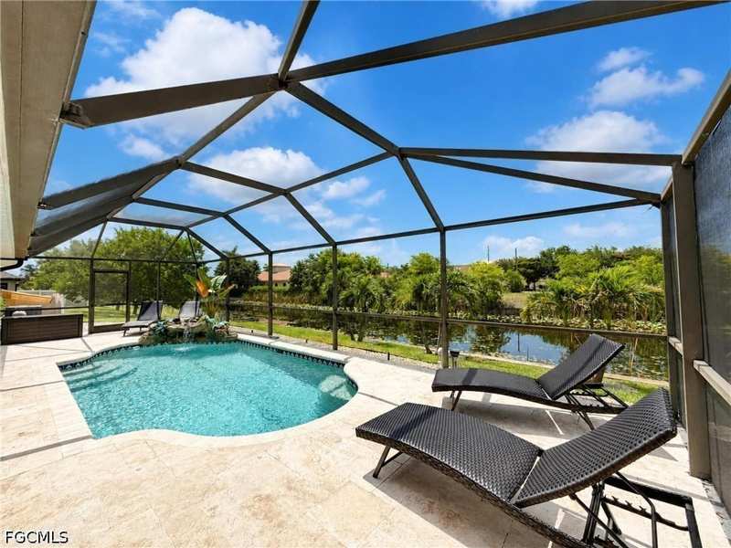 3 bedroom SingleFamilyResidence at 921 SW 5th Ter, Cape Coral, Cape Coral — photo 1