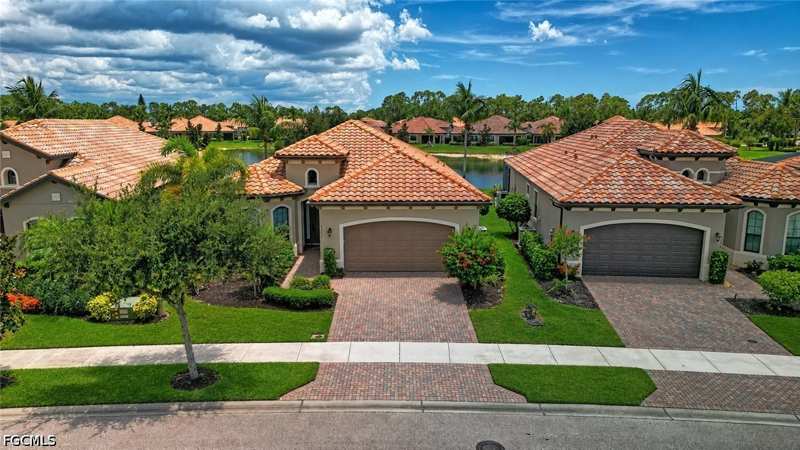 2 bedroom SingleFamilyResidence at 9292 Isla Bella Cir, Bonita Isles, Bonita Springs — photo 1