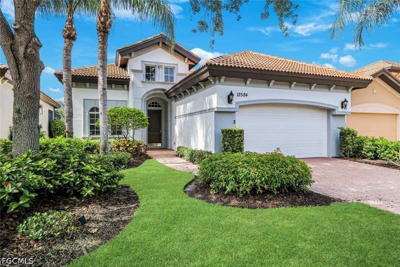 4 bedroom SingleFamilyResidence at 12584 Grandezza Cir, Savona, Estero — photo 1