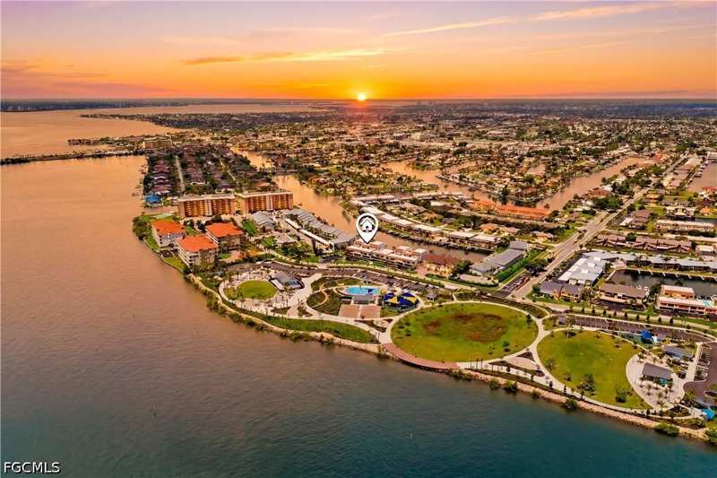 2 bedroom Condominium at 4218 SE 20th Pl D5, Park View Condo, Cape Coral — photo 1
