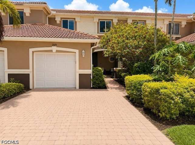 3 bedroom Townhouse at 9575 Roundstone Cir, Timberwalk, Fort Myers — photo 1