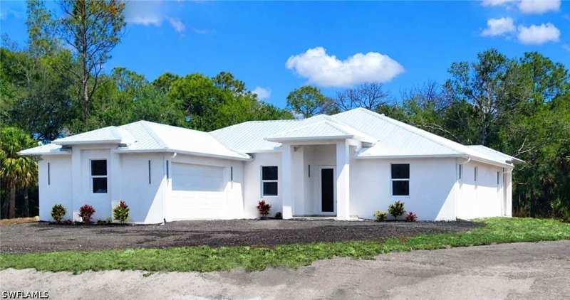 4 bedroom SingleFamilyResidence at 133 Hunting Club Ave, Montura Ranch Estates, Clewiston — photo 1
