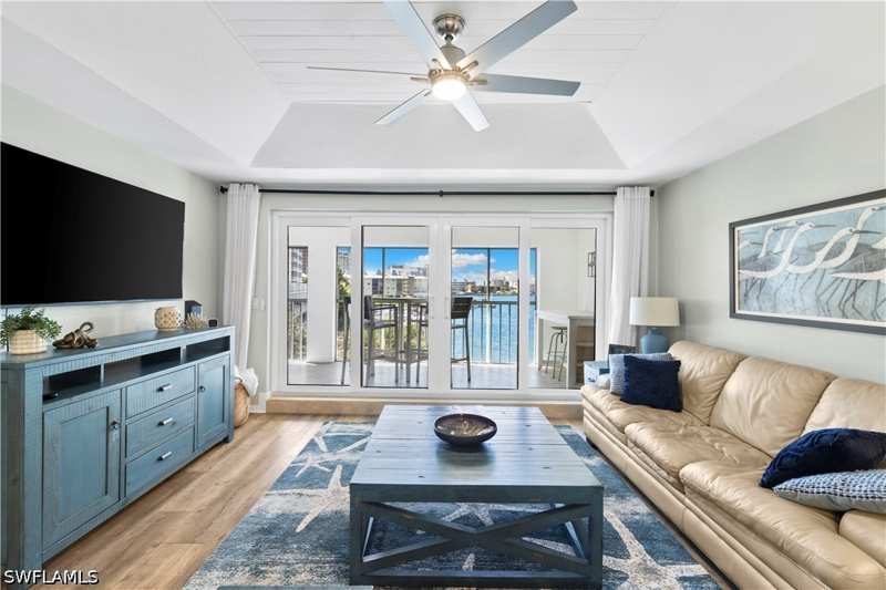3 bedroom Condominium at 9101 Vanderbilt Dr 302, Chateau Vanderbilt, Naples — photo 1