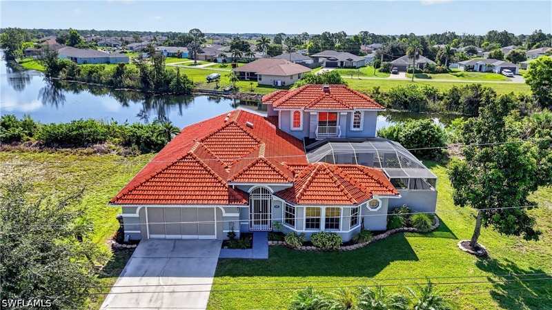 3 bedroom SingleFamilyResidence at 4139 NE 9th Ave, Gator Circle, Cape Coral — photo 1
