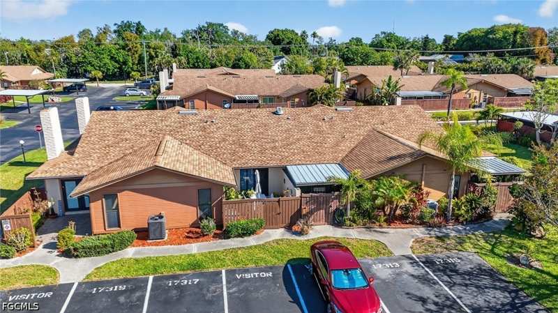 2 bedroom Attached at 17313 Birchwood Ln, Royal Woods, Fort Myers — photo 1