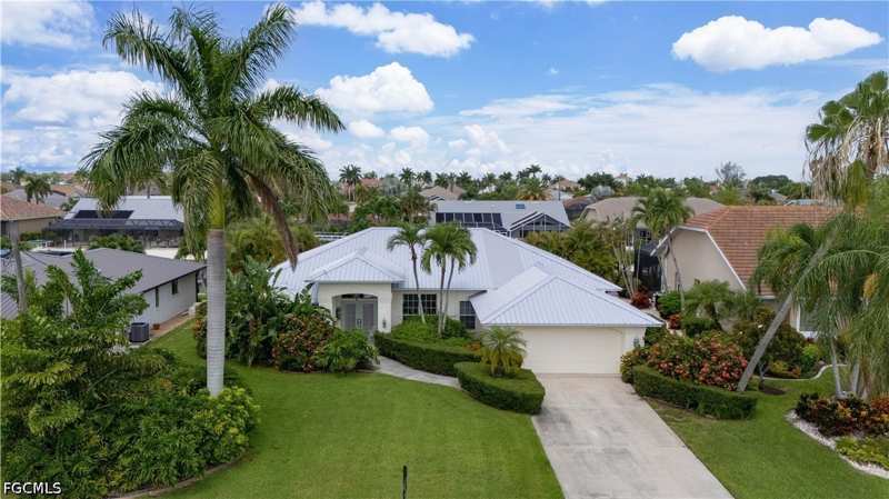 3 bedroom SingleFamilyResidence at 4916 SW 11th Pl, Cape Coral, Cape Coral — photo 1
