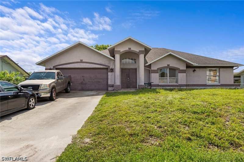 3 bedroom SingleFamilyResidence at 3001 SW 1st Pl, Cape Coral, Cape Coral — photo 1