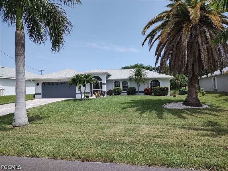 3 bedroom SingleFamilyResidence at 2919 SW 25th St, Cape Coral, Cape Coral — photo 1