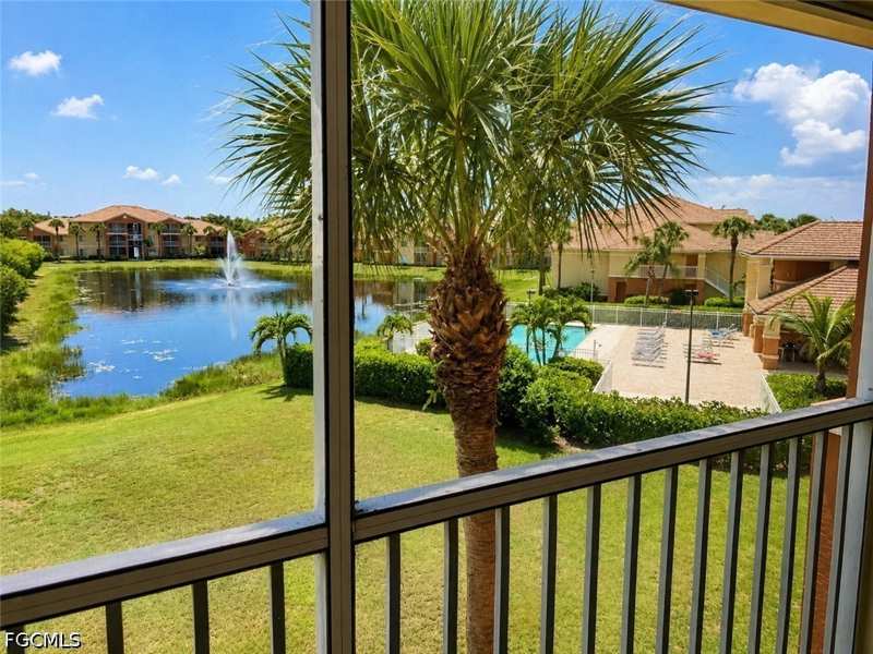 2 bedroom Condominium at 6490 Aragon Way 303, Tuscany Gardens, Fort Myers — photo 1