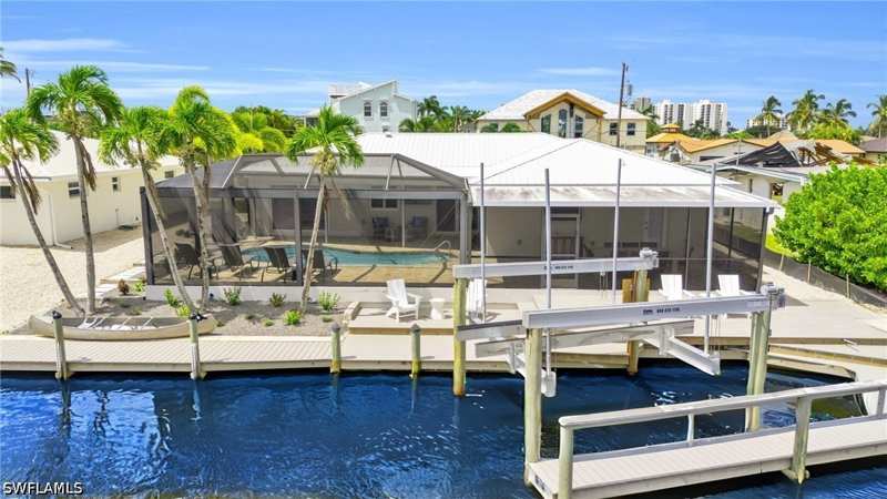 4 bedroom SingleFamilyResidence at 23 Palmview Blvd, Fairview Isles, Fort Myers Beach — photo 1