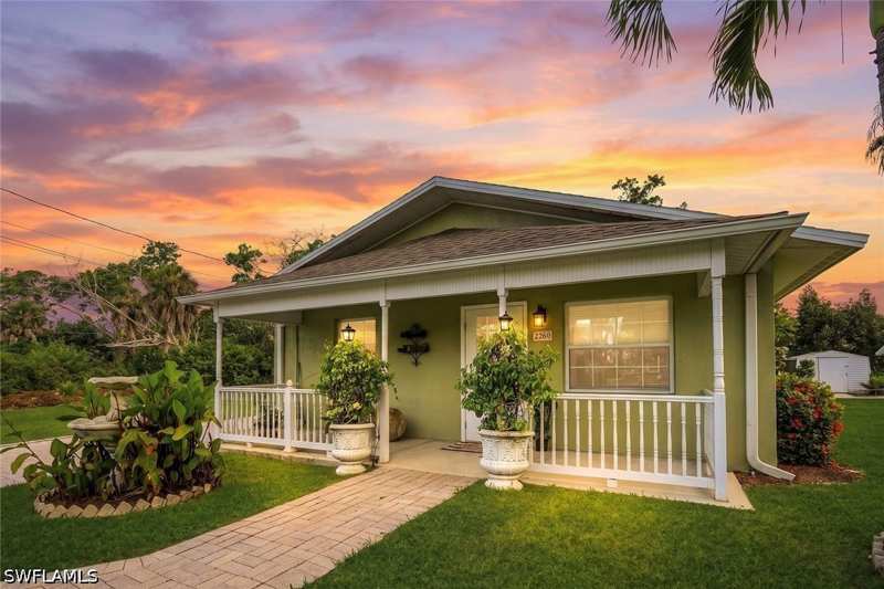 2 bedroom SingleFamilyResidence at 2385 Sunset Ave, Sunset Homes, Naples — photo 1
