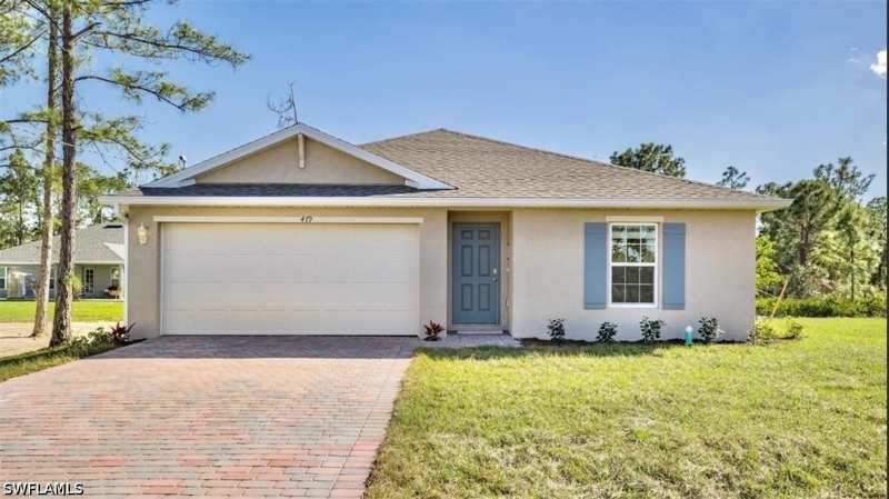 4 bedroom SingleFamilyResidence at 8007 Sandalwood Cir, Port Labelle, Labelle — photo 1