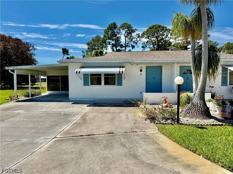 2 bedroom Attached at 4 Desert Ash Ct, Pinewood Condominium, Lehigh Acres — photo 1