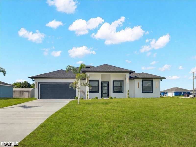 4 bedroom SingleFamilyResidence at 1026 Fayette Ave, Lehigh Acres, Lehigh Acres — photo 1