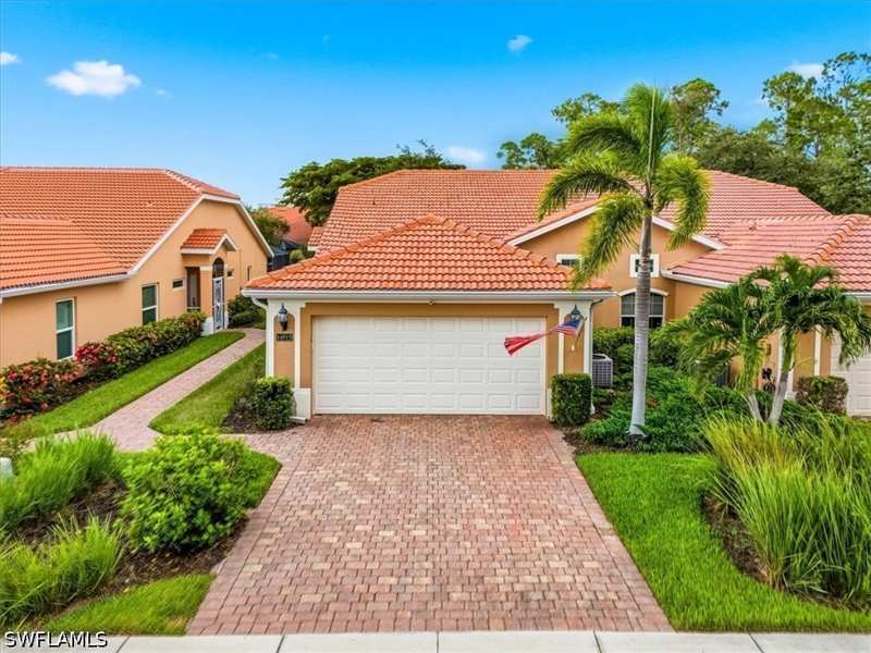3 bedroom SingleFamilyResidence at 14915 Volterra Ct, Tuscany Cove, Naples — photo 1