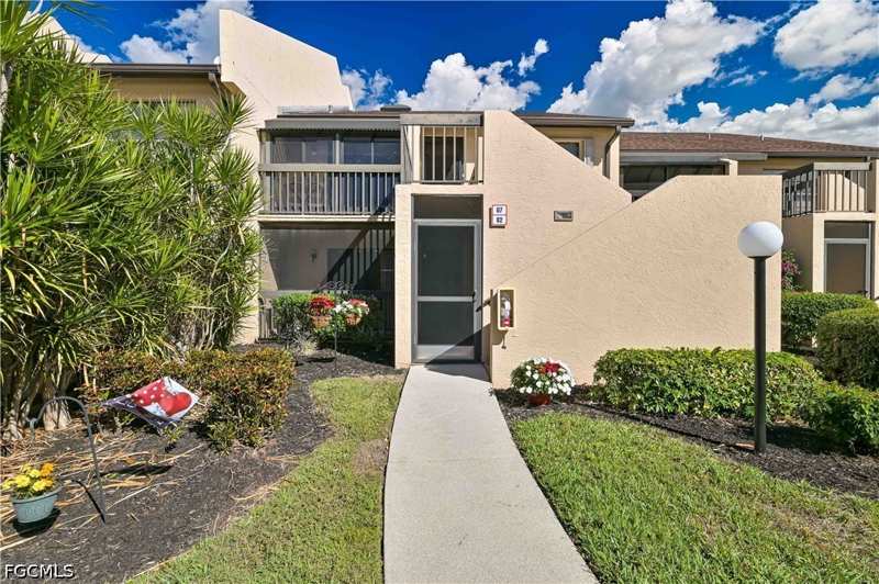2 bedroom Condominium at 15488 Admiralty Cir 2, Admiralty Yacht & Racquet Club, North Fort Myers — photo 1