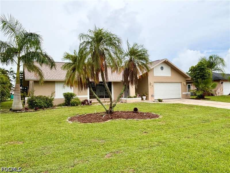 3 bedroom SingleFamilyResidence at 810 El Dorado Pkwy W, Rose Garden, Cape Coral — photo 1