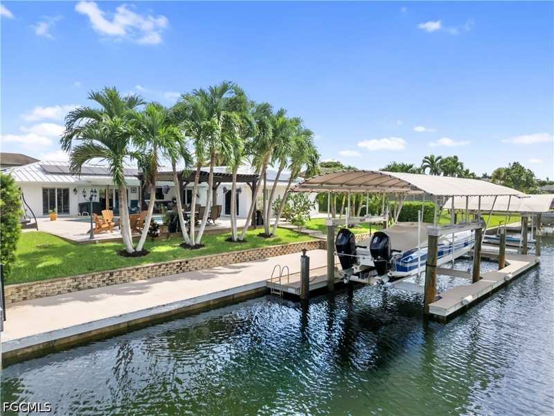 4 bedroom SingleFamilyResidence at 980 Bal Isle Dr, Town And River, Fort Myers — photo 1