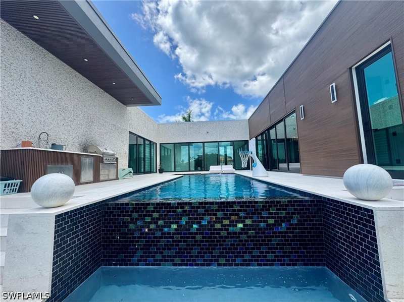 4 bedroom SingleFamilyResidence at 1787 Dogwood Dr, Marco Beach, Marco Island — photo 1