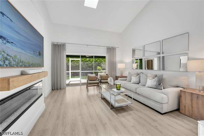 3 bedroom Attached at 4716 Via Carmen, Villa Vizcaya, Naples — photo 1