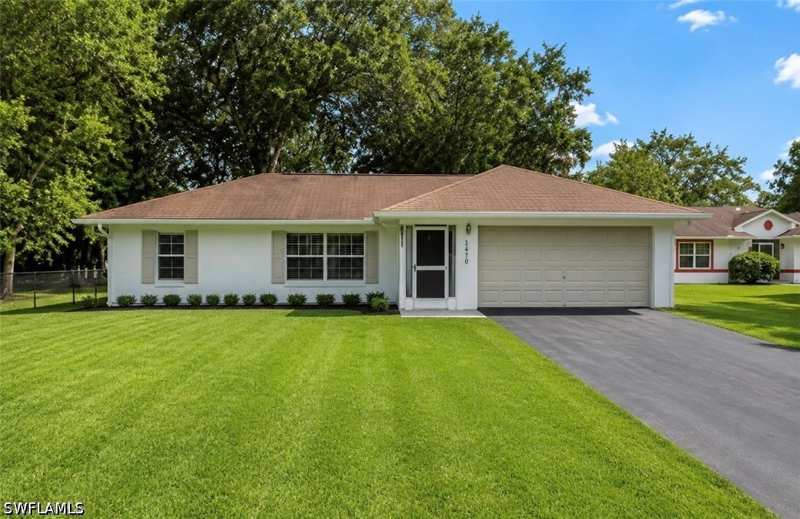 3 bedroom SingleFamilyResidence at 3470 White Blvd, Golden Gate Estates, Naples — photo 1