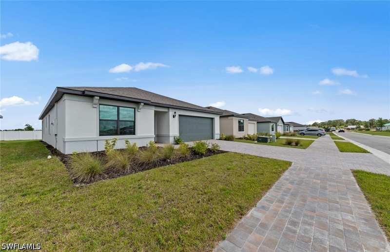 4 bedroom SingleFamilyResidence at 1005 Caloosa Breeze Dr, Caloosa Cove, Labelle — photo 1