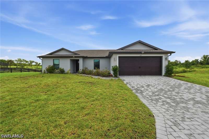 3 bedroom SingleFamilyResidence at 811 Gen Chesty Puller Ct, Labelle, Labelle — photo 1