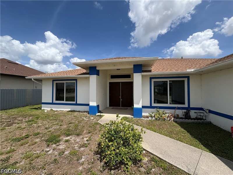 3 bedroom SingleFamilyResidence at 1417 NE 4th Pl, Cape Coral, Cape Coral — photo 1