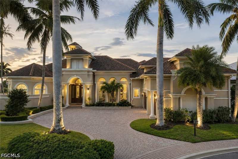 5 bedroom SingleFamilyResidence at 5764 Staysail Ct, Cape Harbour, Cape Coral — photo 1