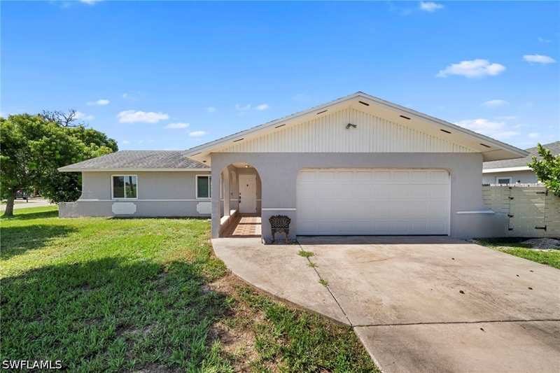 3 bedroom SingleFamilyResidence at 7454 Sea Island Rd, San Carlos Park, Fort Myers — photo 1