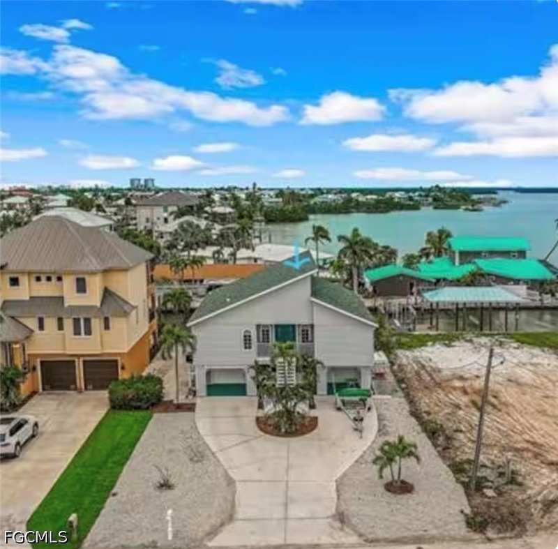 2 bedroom SingleFamilyResidence at 261 Egret St, Islands End, Fort Myers Beach — photo 1