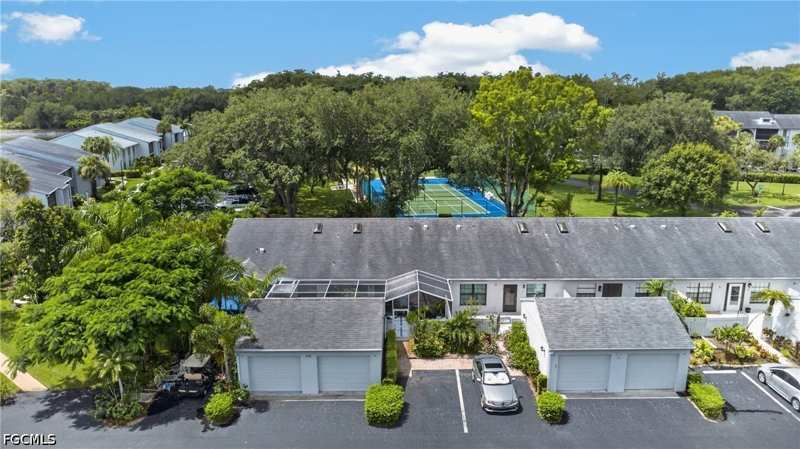 2 bedroom Attached at 4721 Lakeside Club Blvd 2, Pine Ridge Of Fort Myers Village, Fort Myers — photo 1
