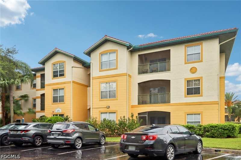 3 bedroom Condominium at 11571 Villa Grand Dr 617, Royal Greens, Fort Myers — photo 1