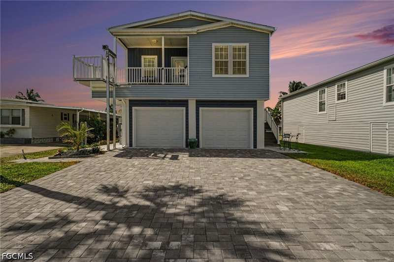 3 bedroom SingleFamilyResidence at 11301 Bayside Blvd, Bayside Estates, Fort Myers Beach — photo 1